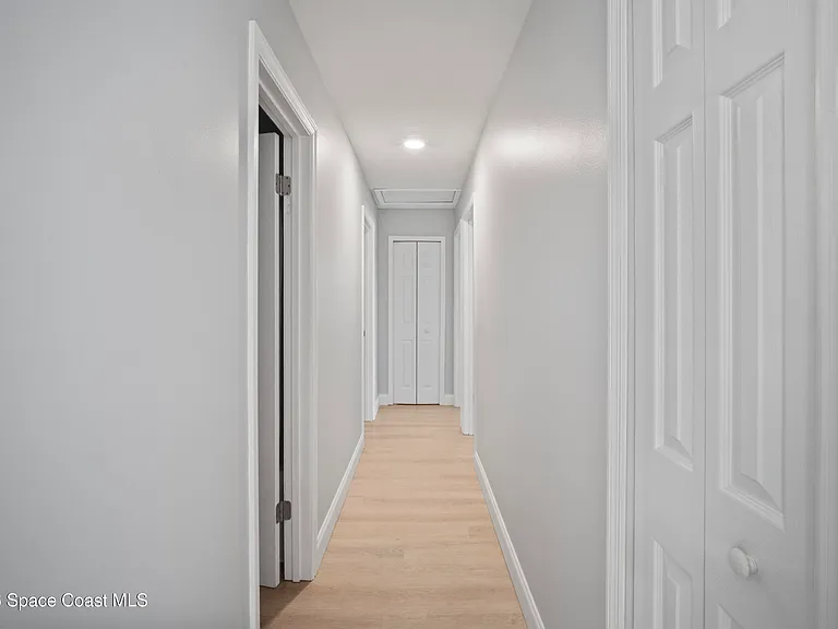 1328 Union St SE — Photo 13