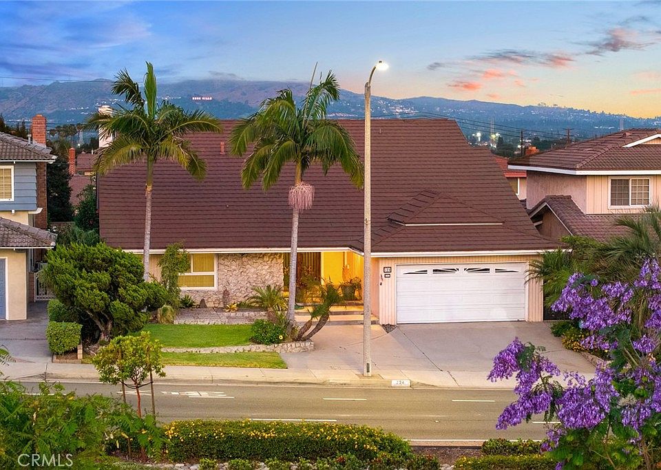1st image of 724 N Montebello Blvd