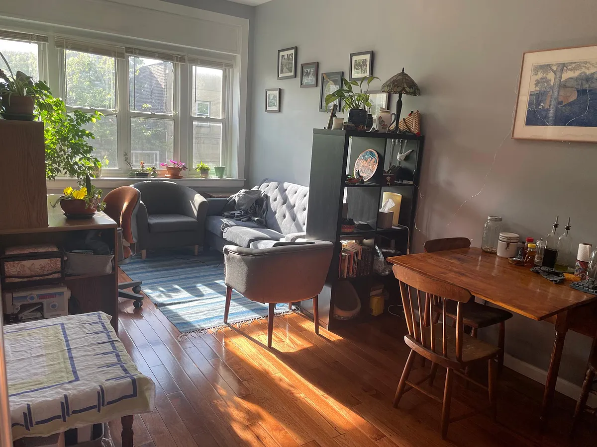 Building Photo - 215 S 45th St #2