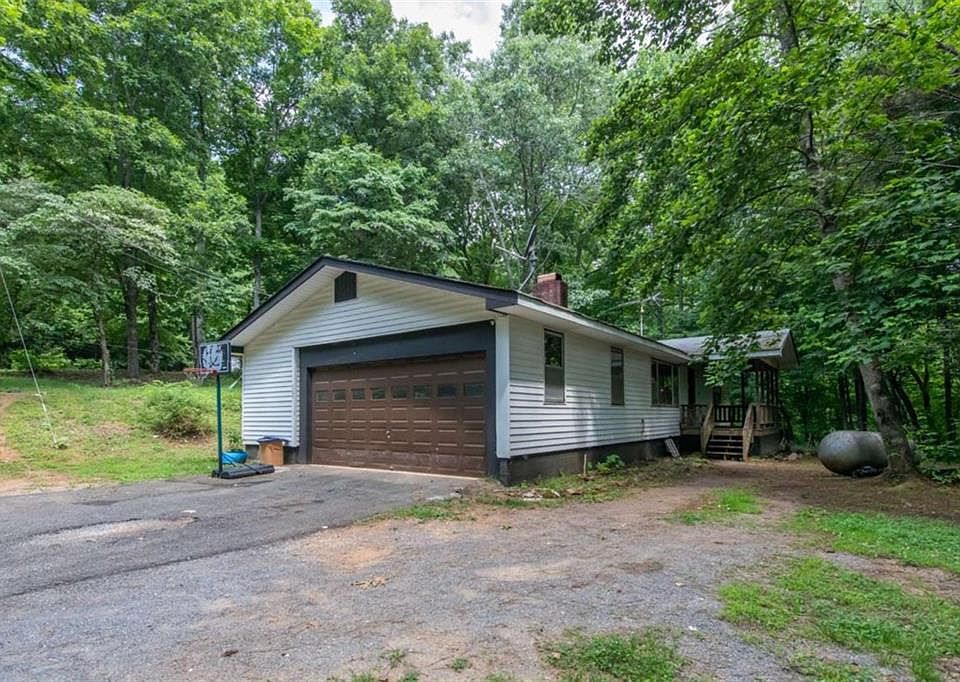 1st image of 2411 Rackley Rd