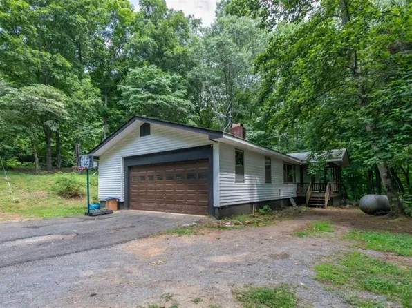 2411 Rackley Rd, Ellijay, GA 30536