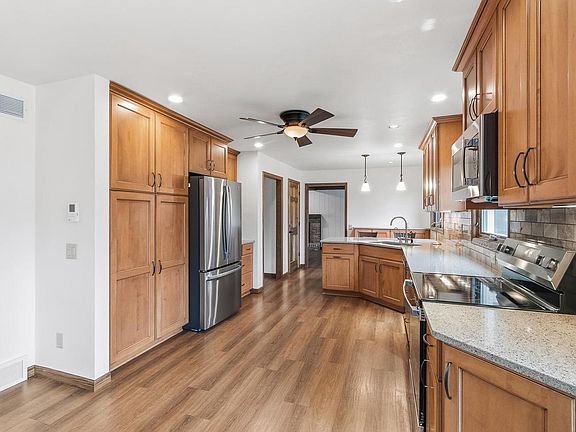 4th image of 1426 North Westfield Road