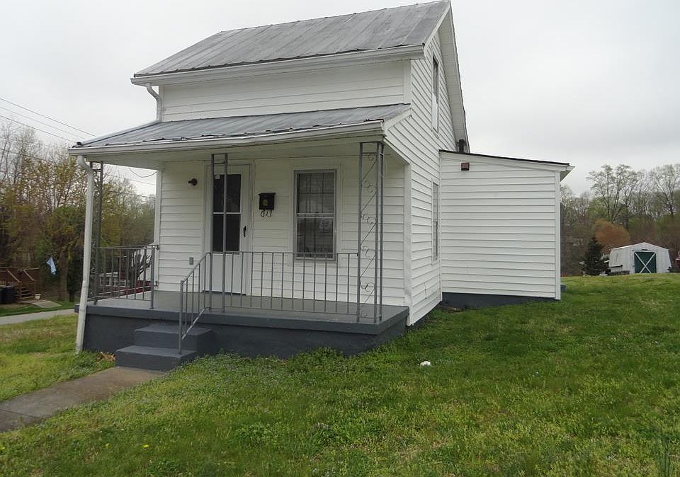 1st image of 510 3rd St