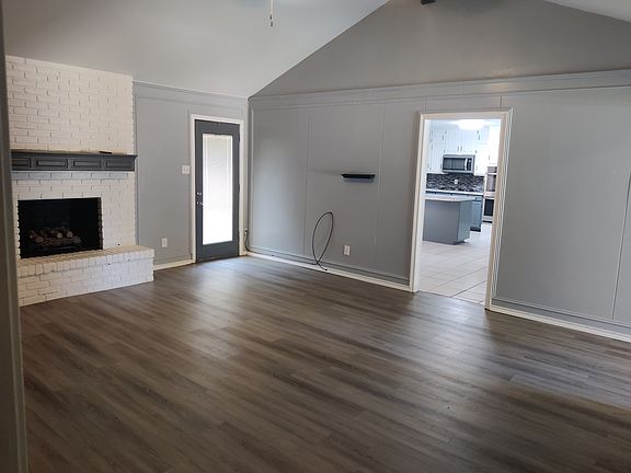 4th image of 4708 Oak Valley Dr