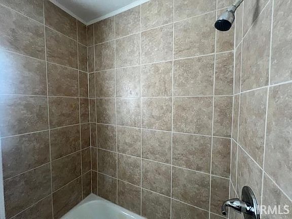 5th image of 1105 College St