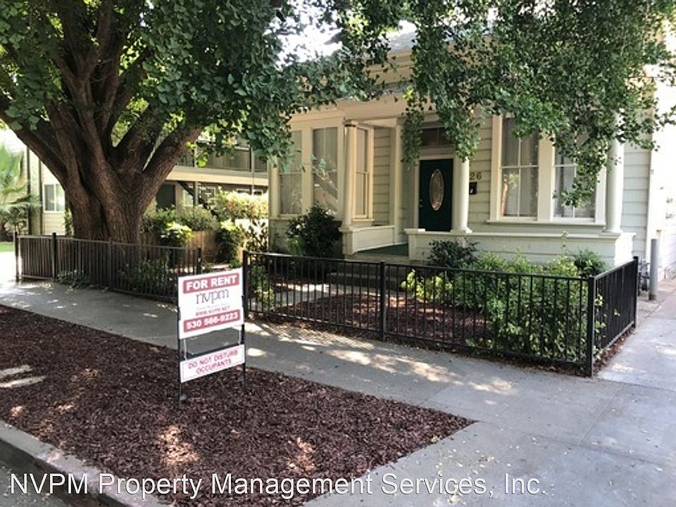 1st image of 626 W 4th St #11055350
