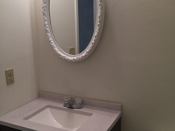5th image of 6410 Peppermill Ln