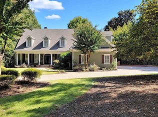 140 Barrington Hall Dr, Eatonton, GA