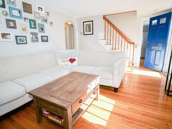 5th image of 22 Wilson Ave