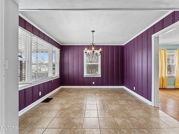5th image of 1811 Adair Dr