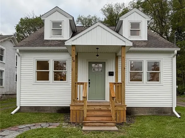 24 Kirby St, Bainbridge, NY 13733