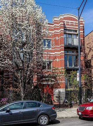 3rd image of 4226 N Ashland Ave APT 3B
