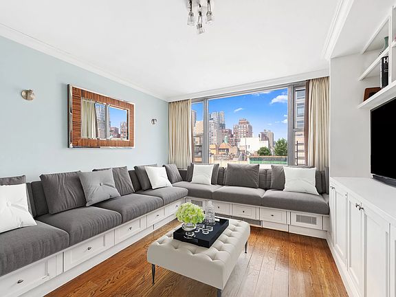 4th image of 500 E 83rd St #7BC