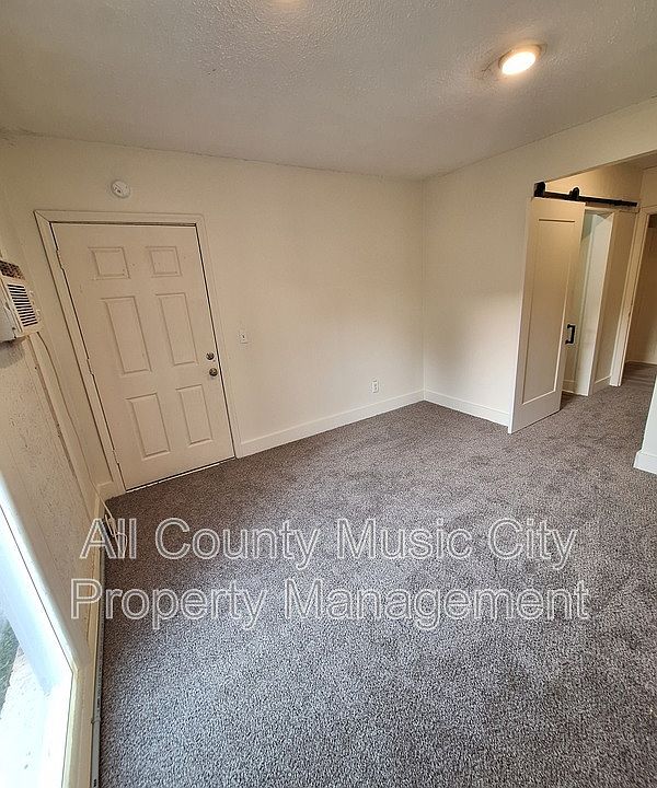 2nd image of 105 Bonnabrook Dr #205