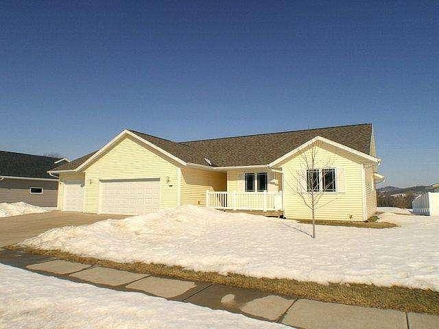 1st image of 605 Rockwood Dr