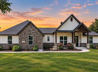 606 Central Rd, Weatherford, TX 76088