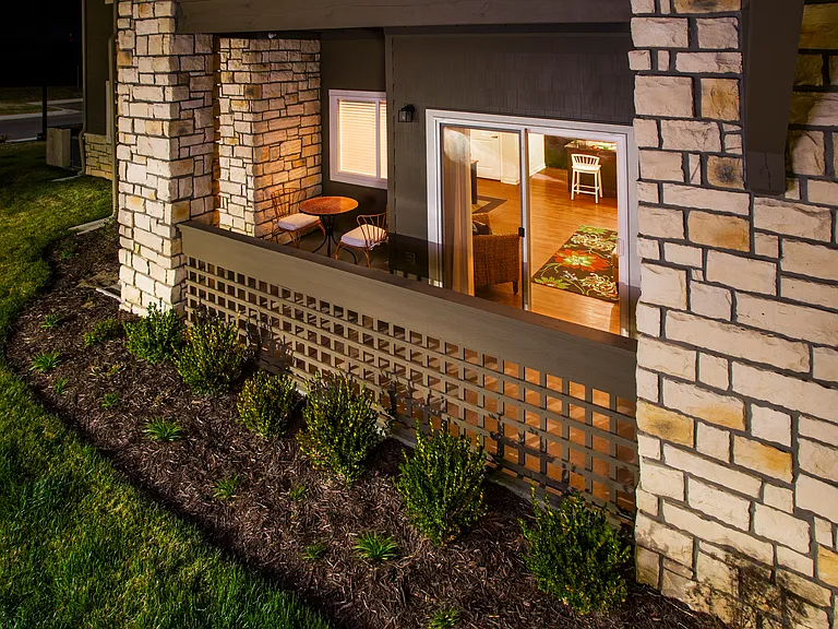 Chisholm Lake Apartments — Photo 6