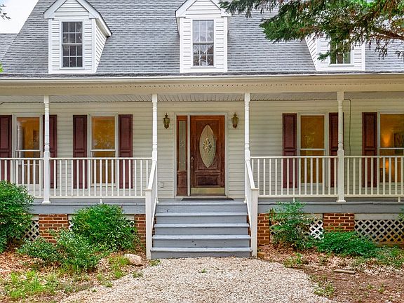 2nd image of 3007 Five Forks Rd