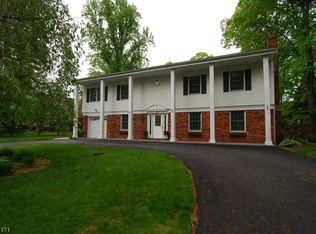 28 Charles St, Stanhope, NJ 07874
