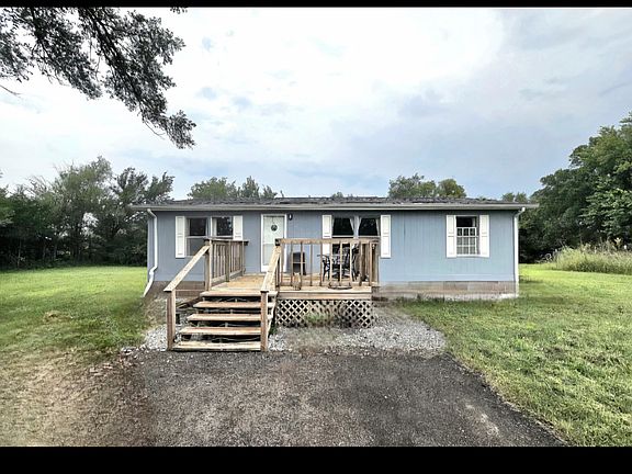 3rd image of 2810 192nd Rd