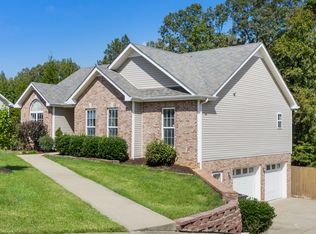 2283 Yeager Dr, Clarksville, TN 37040