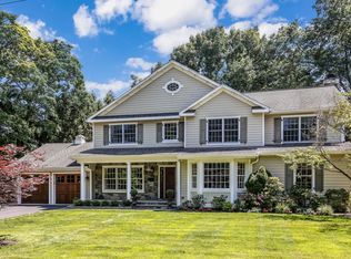 11 Fieldstone Rd, Rye, NY 10580