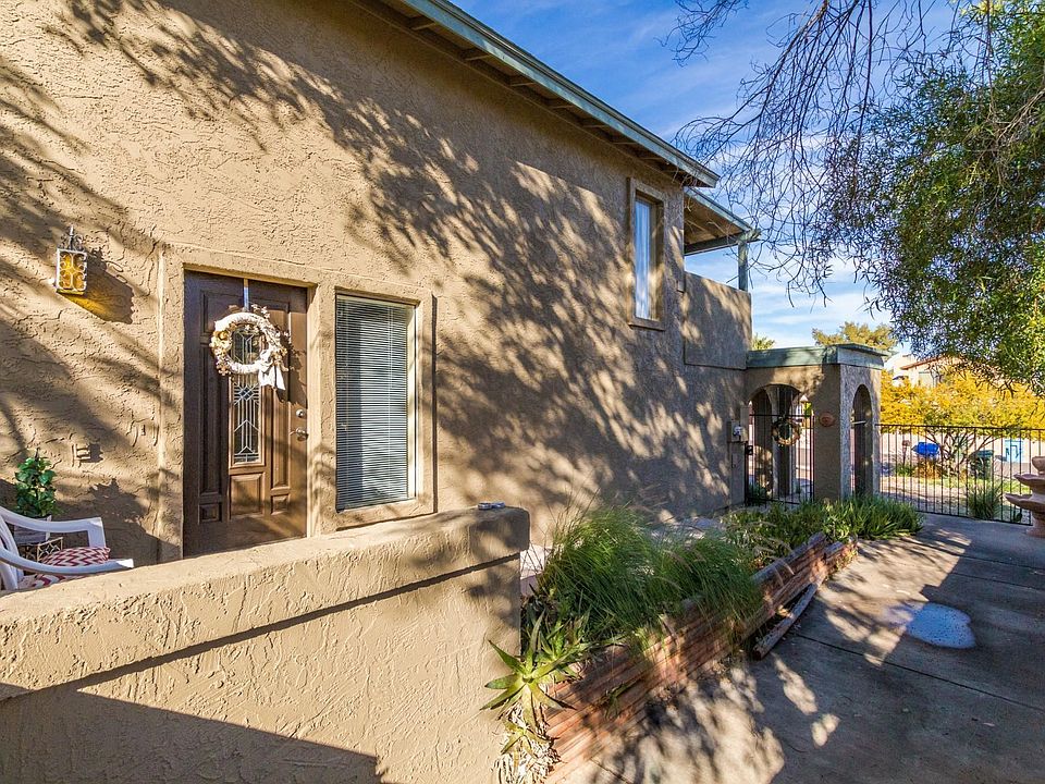 1st image of 2323 E Sierra St