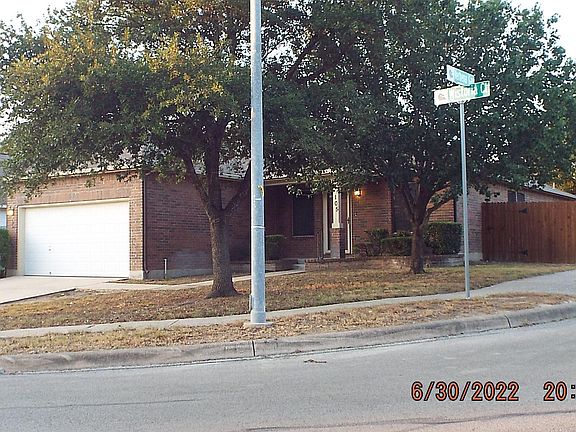 2nd image of 105 Wistoria Ct