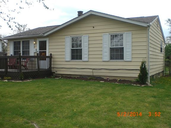 3rd image of 605 Oak Hollow Ct