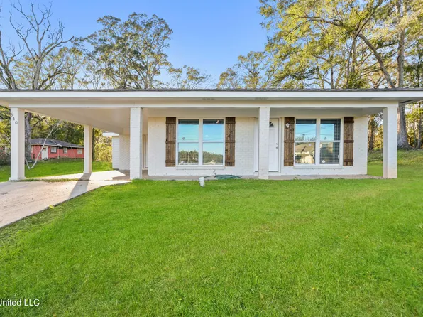 640 McGregor St S, Wiggins, MS 39577