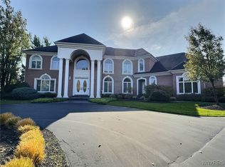 9665 Rocky Point, Clarence, NY 14031