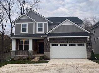 22615 Novi Rd, Novi, MI 48375