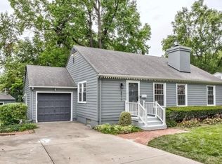 4917 W 70th St, Prairie Village, KS 66208