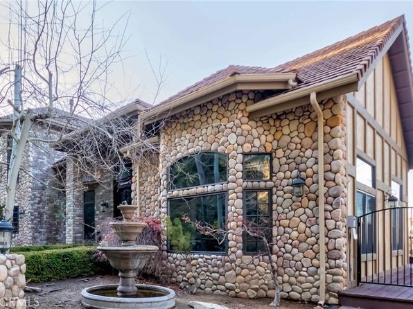 293 Fairway Dr, Lake Arrowhead, CA 92352