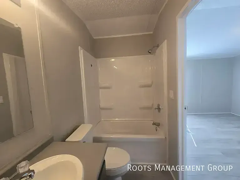 1237 Knotty Elm Loop #125 — Photo 15