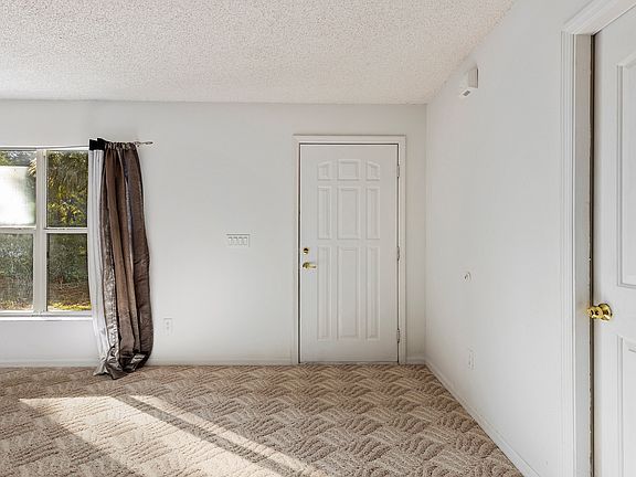 5th image of 3279 SE 131st St