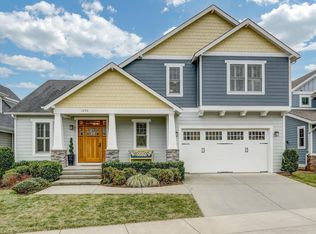 1092 Farrow Dr, Charlottesville, VA 22901
