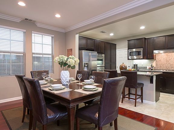 3rd image of 8488 Spreckels Ln
