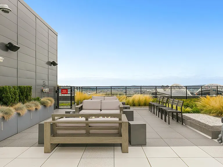 roof top deck lounge area
