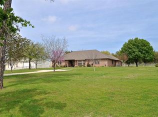 1500 Wild Horse Rd, Decatur, TX 76234