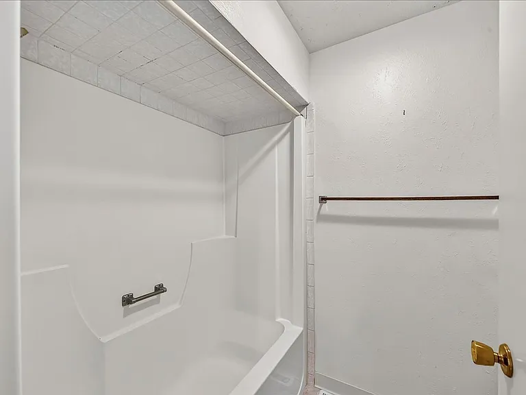 3117 S Waterbury Ln — Photo 27