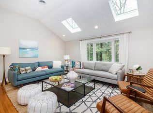 27 Parkvale Rd, Needham, MA 02492