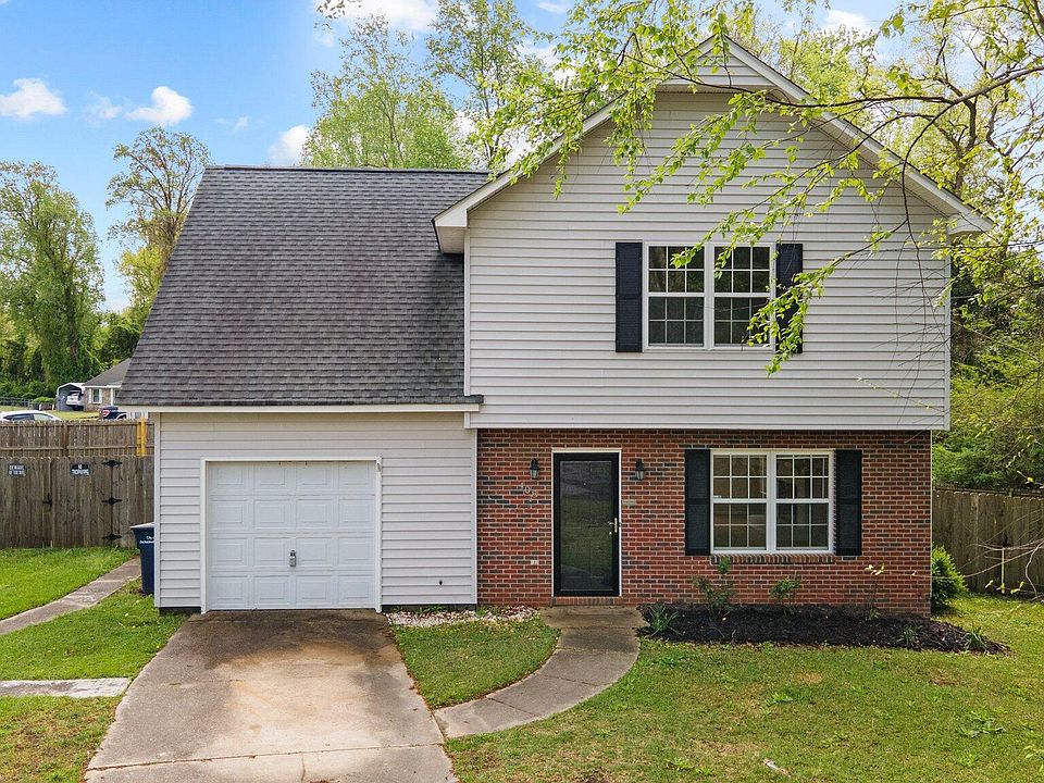 1st image of 408 Estate Drive