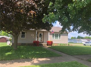 849 Hardesty Ave NW, New Philadelphia, OH 44663