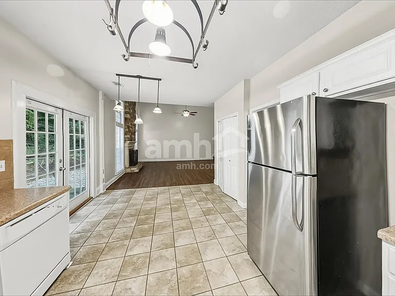 4180 Glenaire Way NW — Photo 3