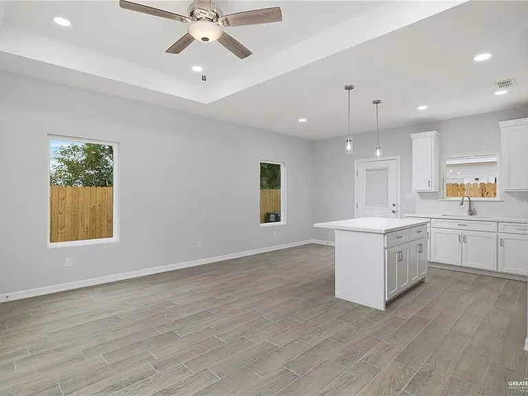 416 E Acacia Ave #2 — Photo 2