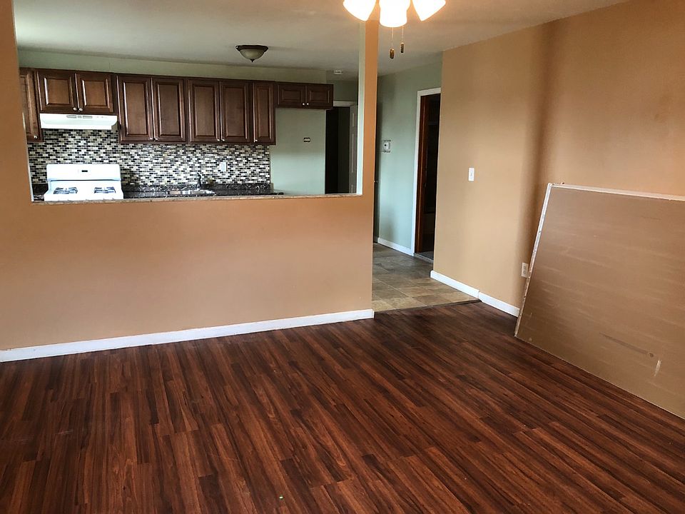 1st image of 36 Vulcan St APT 1