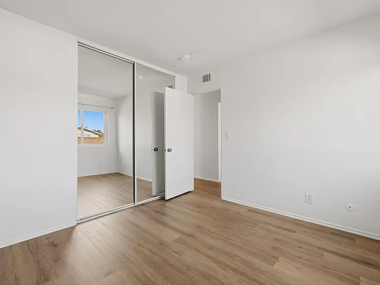 5658 Slicers Cir — Photo 29