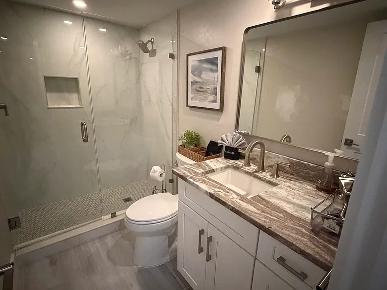 1950 Gulf Shore Blvd N #116 — Photo 9