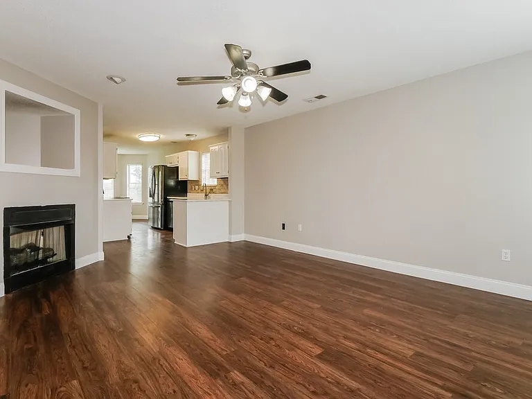 145 Penny Ln — Photo 5